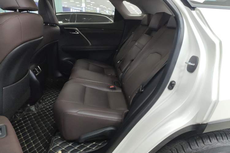Used Lexus RX 2020 300 Two-Wheel Drive Comfort Edition China VI Standard Left Rear Seat