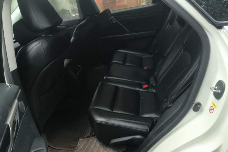 Used Lexus RX 2020 300 Two-Wheel Drive Elite Edition China VI Standard Left Rear Seat