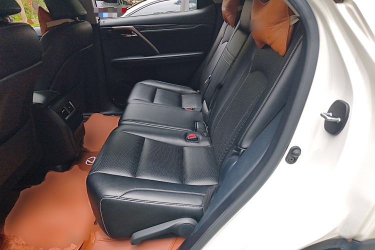 Used Lexus RX 2020 300 Two-Wheel Drive Elite Edition China VI Standard Left Rear Seat