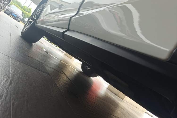 Used Lexus RX 2020 300 Two-Wheel Drive Elite Edition China VI Standard Left Side Sill