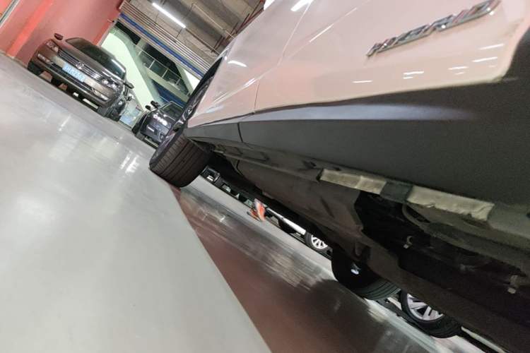 Used Lexus RX 2020 Revised Version 450h Four-Wheel Drive Elegant Edition Left Side Sill