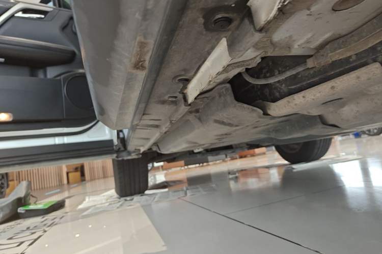 Used Lexus RX 2020 300 Two-Wheel Drive Elite Edition China VI Standard Left Side Sill