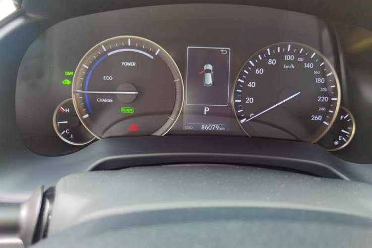 Used Lexus RX 2020 450h Four-Wheel Drive Elegant Edition China VI Standard Odometer Close Up