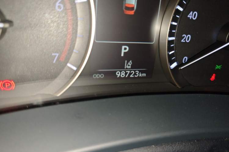 Used Lexus RX 2020 Facelifted 300 4x4 Elegant Edition Odometer Close Up