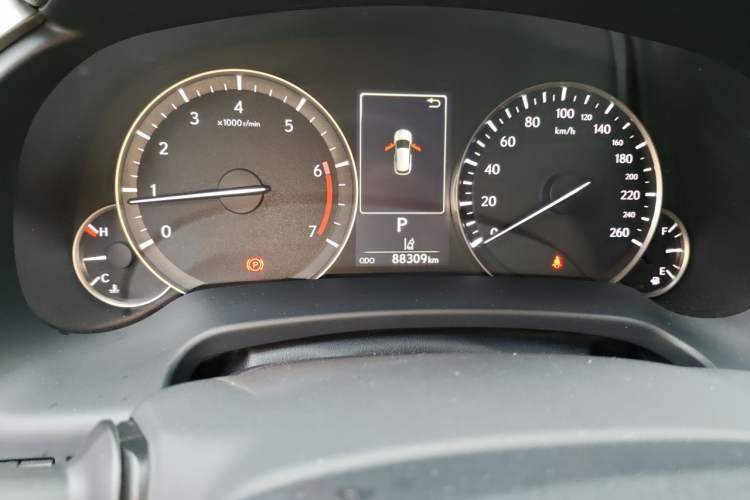Used Lexus RX 2020 Revised Version 300 Two-Wheel Drive Comfort Edition Odometer Close Up