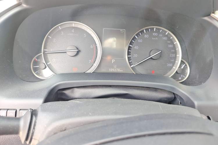 Used Lexus RX 2020 Facelifted 300 4x4 Elegant Edition Odometer Close Up