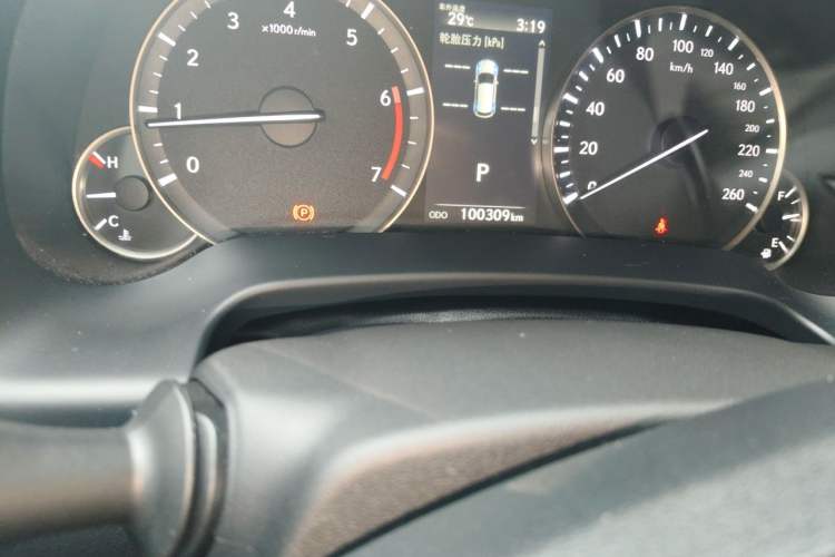 Used Lexus RX 2020 Revised Version 300 Two-Wheel Drive Comfort Edition Odometer Close Up