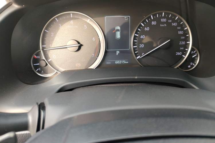 Used Lexus RX 2020 300 4x4 Elegant Edition China VI Odometer Close Up