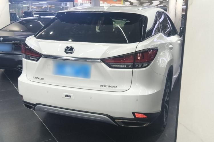 Used Lexus RX 2020 Revised Version 300 Two-Wheel Drive Elite Edition Rear Right 45 Deg