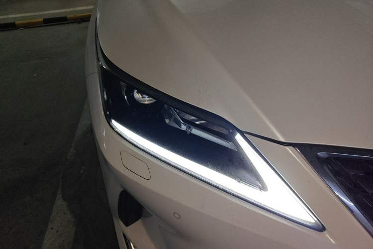 Used Lexus RX 2020 300 Two-Wheel Drive Comfort Edition China VI Standard Right Front Headlight