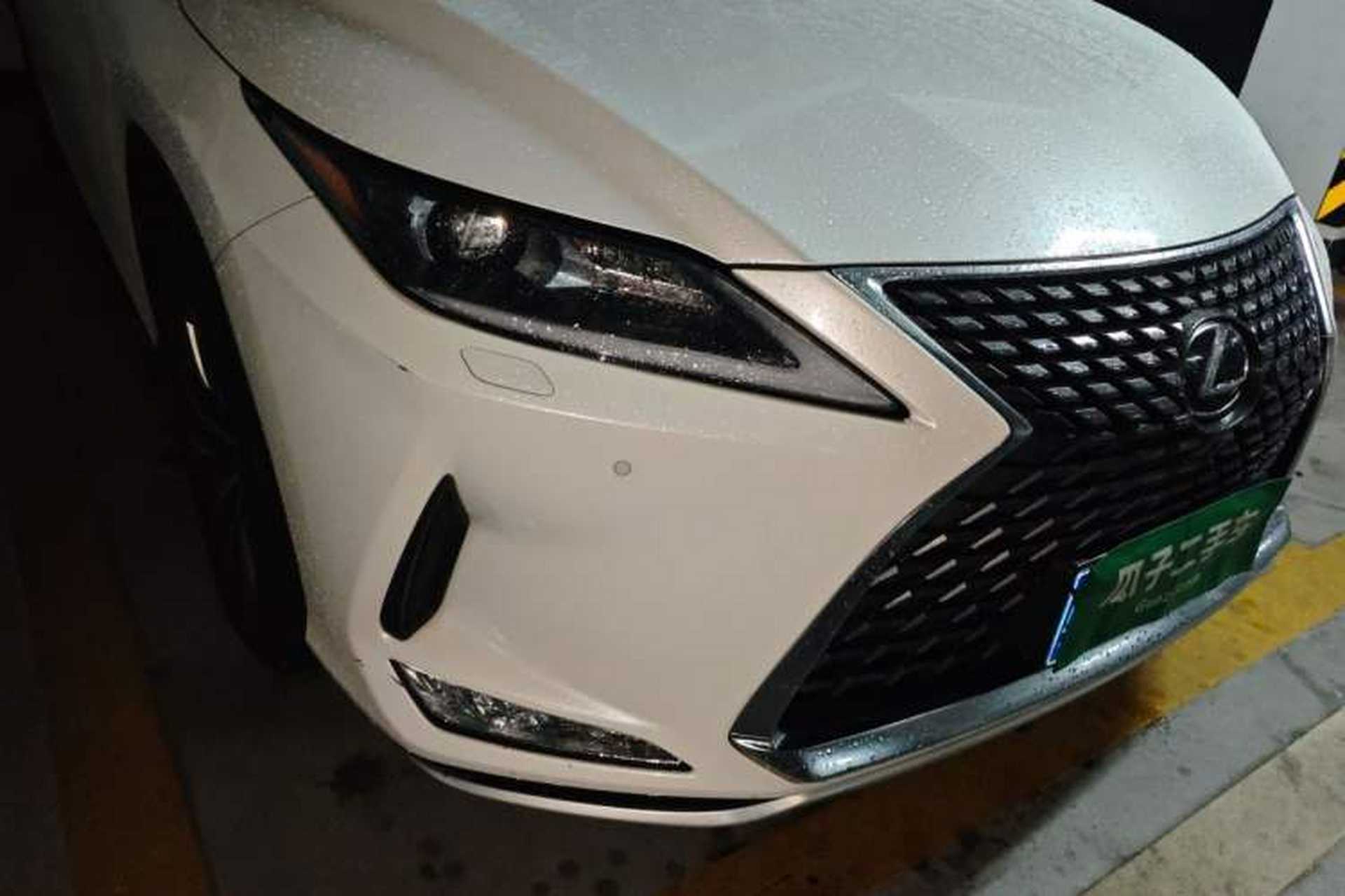 Used Lexus RX 2020 Revised Version 300 Two-Wheel Drive Elite Edition Right Front Headlight