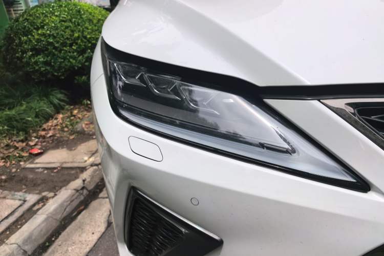 Used Lexus RX 2020 Revised Version 300 Four-Wheel Drive F SPORT Right Front Headlight