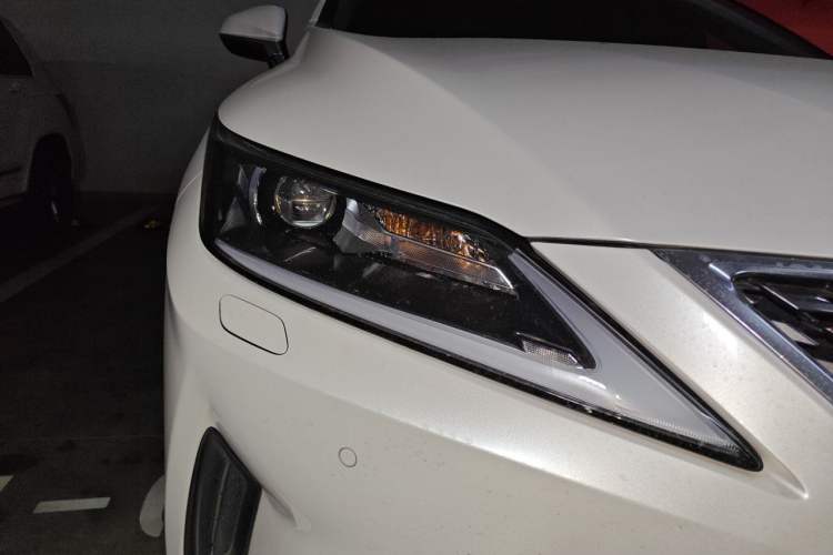 Used Lexus RX 2020 Revised Version 300 Two-Wheel Drive Elite Edition Right Front Headlight