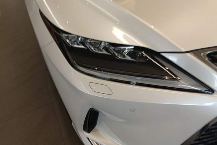 Used Lexus RX 2020 Revised Version 450hL Four-Wheel Drive Elegant Edition 7 Seats Right Front Headlight