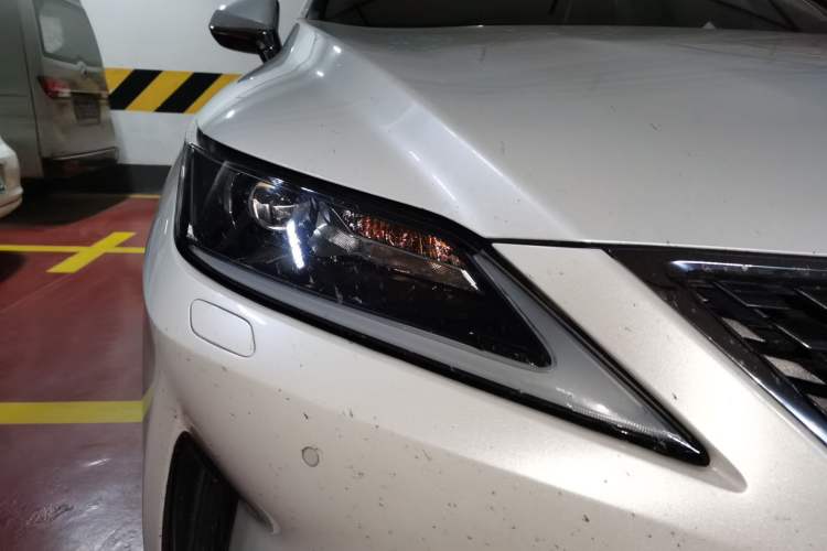 Used Lexus RX 2020 Revised Version 300 Two-Wheel Drive Elite Edition Right Front Headlight