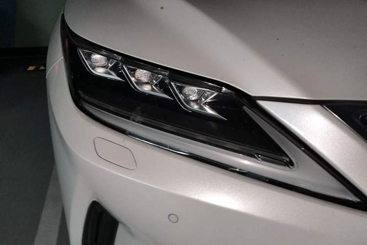 Used Lexus RX 2020 300 4x4 Elegant Edition China VI Right Front Headlight
