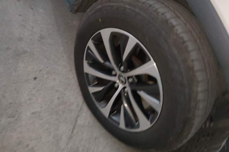 Used Lexus RX 2020 300 Two-Wheel Drive Elite Version China V Standard Right Front Wheel Hub