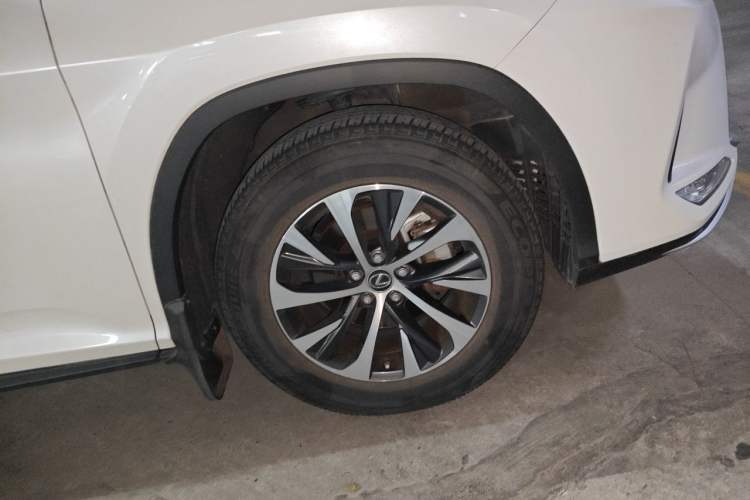 Used Lexus RX 2020 300 Two-Wheel Drive Comfort Edition China VI Standard Right Front Wheel Hub