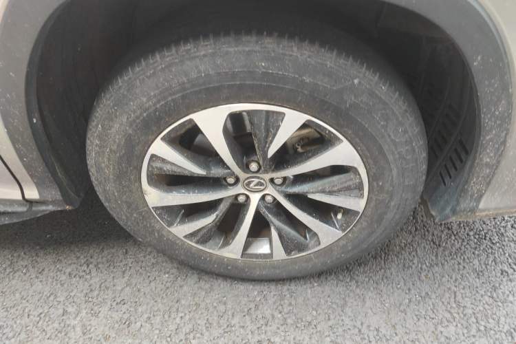 Used Lexus RX 2020 300 Two-Wheel Drive Comfort Edition China VI Standard Right Front Wheel Hub
