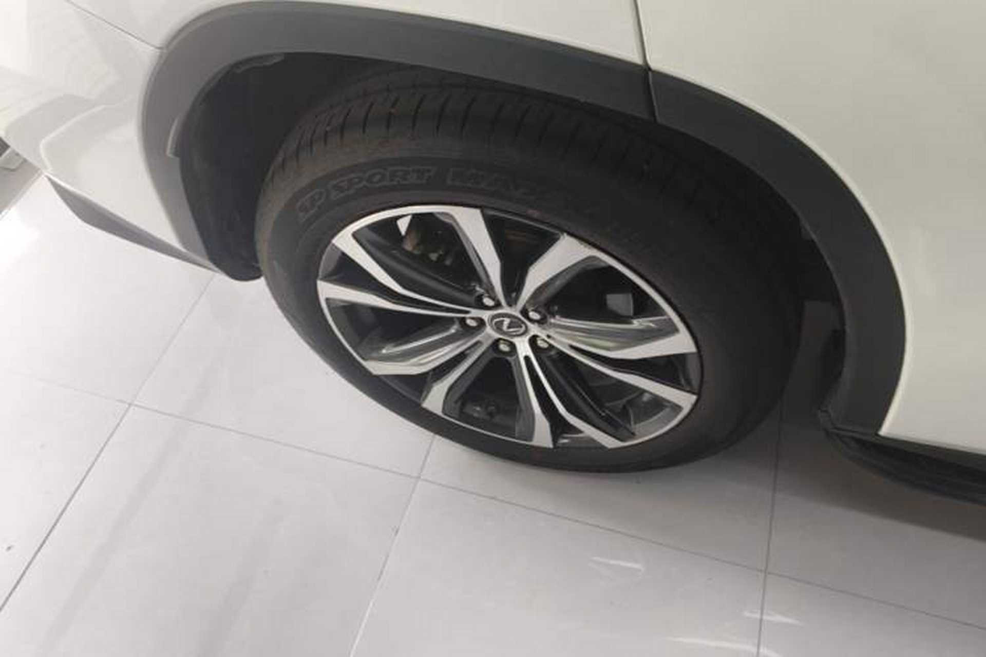 Used Lexus RX 2020 300 4x4 Elegant Edition China VI Right Rear Wheel Hub
