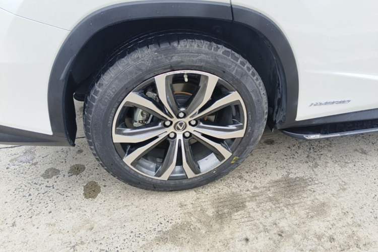 Used Lexus RX 2020 Revised Version 450h Four-Wheel Drive Elegant Edition Right Rear Wheel Hub