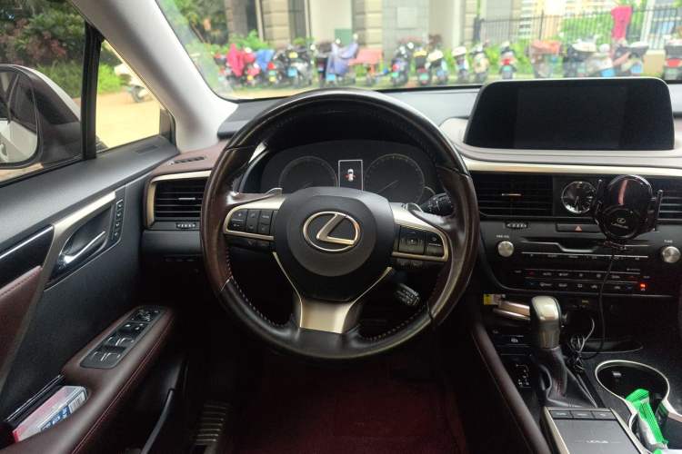 Used Lexus RX 2020 300 4x4 Elegant Edition China VI Steering Wheel