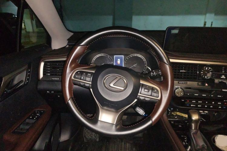 Used Lexus RX 2020 300 4x4 Elegant Edition China VI Steering Wheel