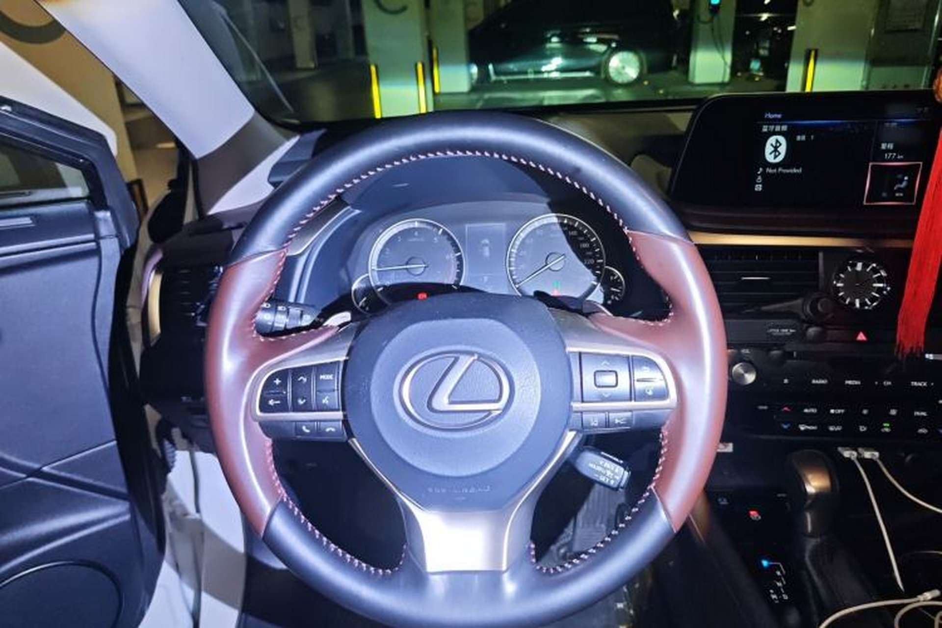 Used Lexus RX 2020 Facelifted 300 4x4 Elegant Edition Steering Wheel