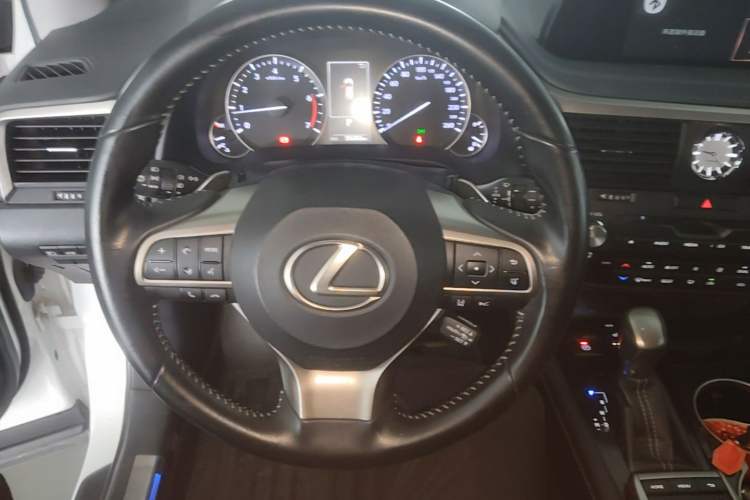 Used Lexus RX 2020 300 4x4 Elegant Edition China VI Steering Wheel