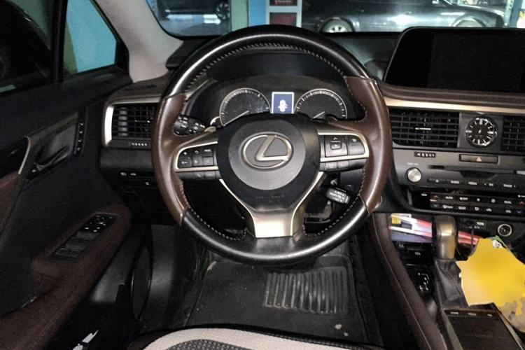 Used Lexus RX 2020 300 4x4 Elegant Edition China VI Steering Wheel
