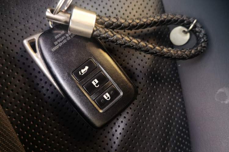 Used Lexus RX 2020 300 4x4 Elegant Edition China VI Vehicle Key