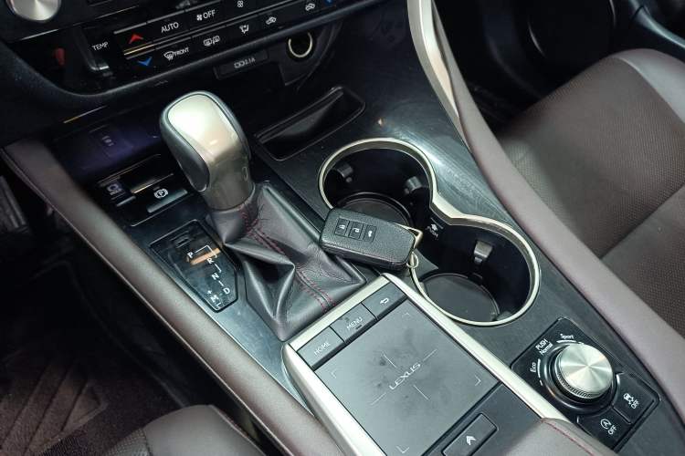 Used Lexus RX 2020 Facelifted 300 4x4 Elegant Edition Vehicle Key