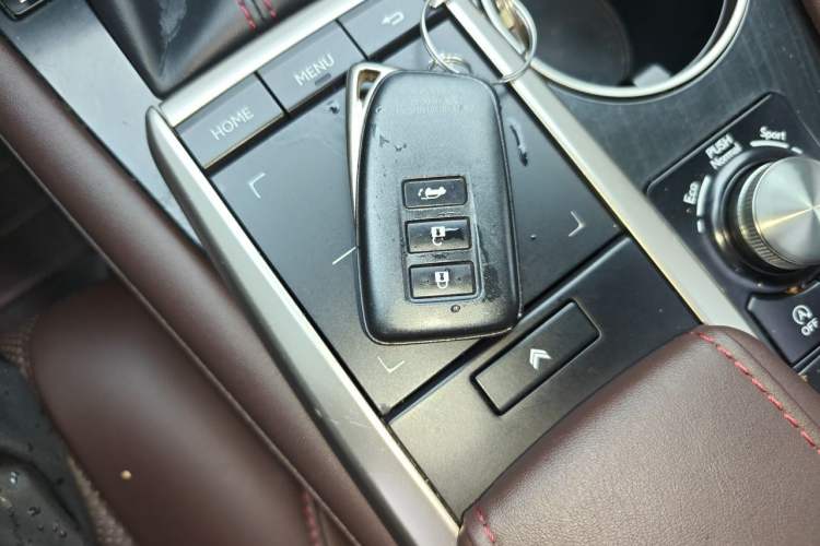 Used Lexus RX 2020 300 4x4 Elegant Edition China V Standard Vehicle Key