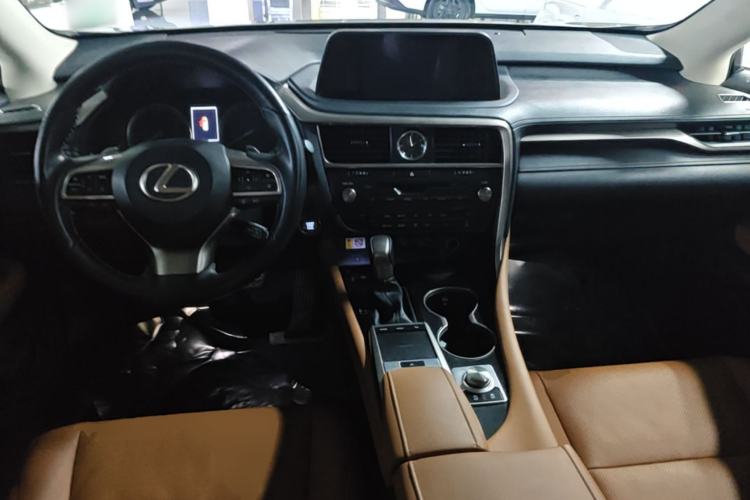 Used Lexus RX 2020 300 4x4 Elegant Edition China VI Center Console