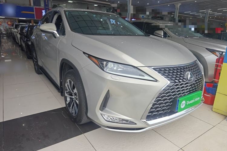 Used Lexus RX 2020 Revised Version 300 Two-Wheel Drive Elite Edition Front Right 45 Deg
