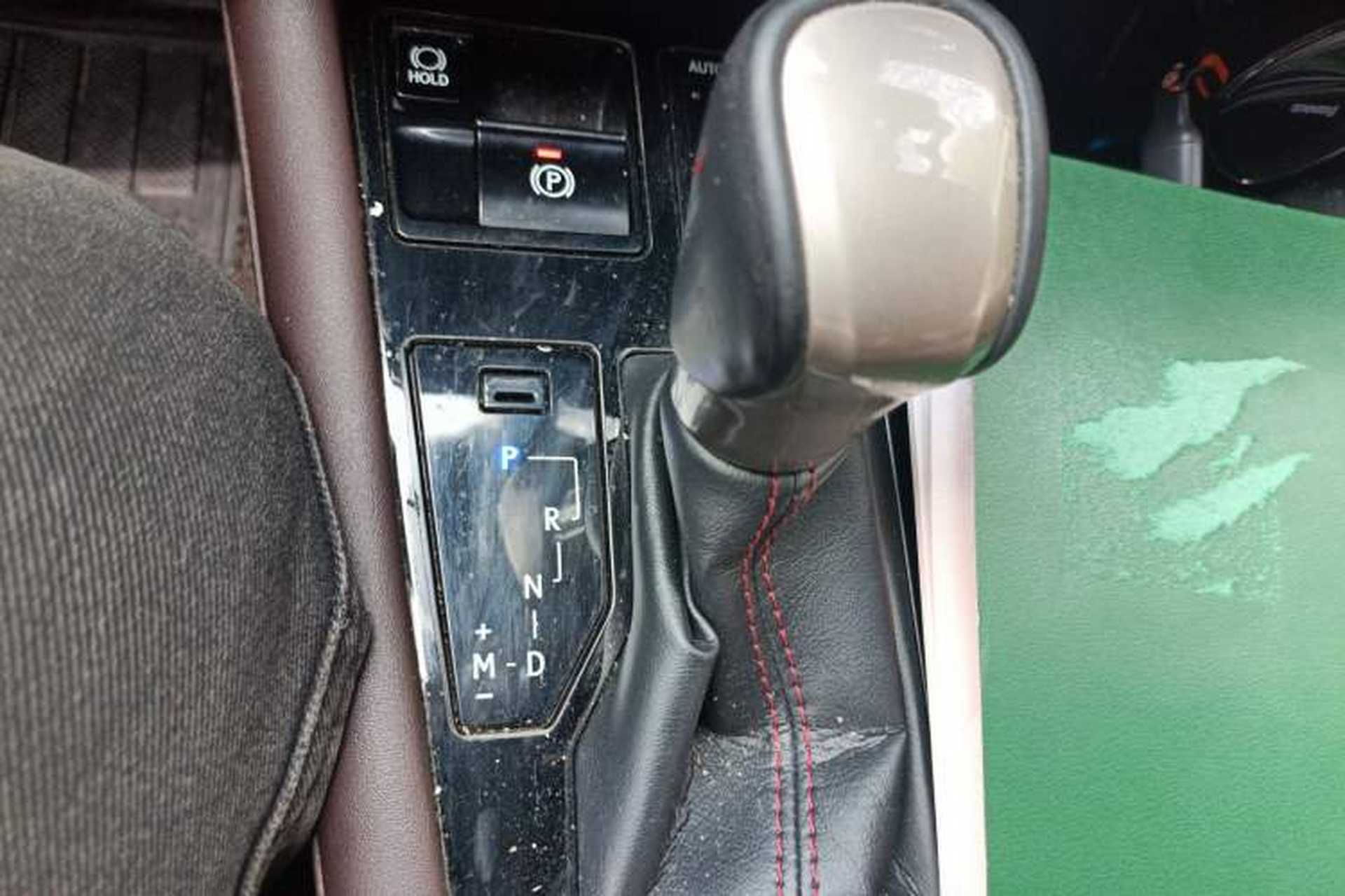 Used Lexus RX 2020 300 4x4 Elegant Edition China VI Gear Lever