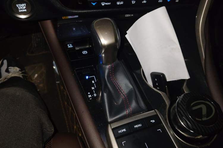 Used Lexus RX 2020 300 4x4 Elegant Edition China VI Gear Lever