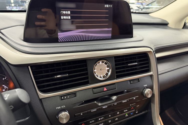 Used Lexus RX 2020 300 4x4 Elegant Edition China VI Interior 2