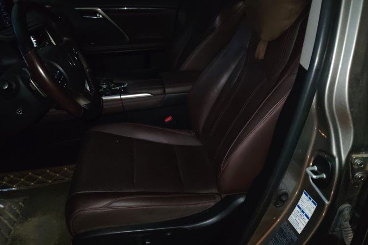 Used Lexus RX 2020 300 4x4 Elegant Edition China VI Left Front Seat