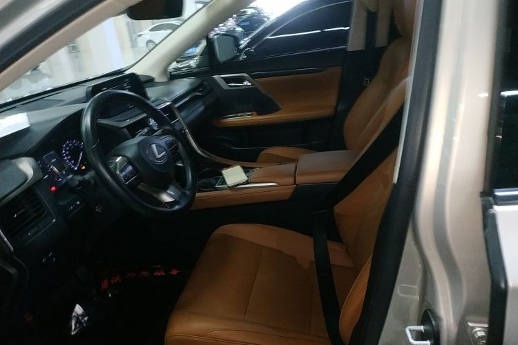 Used Lexus RX 2020 300 4x4 Elegant Edition China VI Left Front Seat