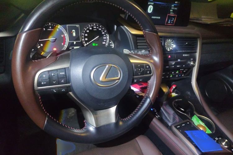Used Lexus RX 2020 300 Two-Wheel Drive Comfort Edition China VI Standard Steering Wheel