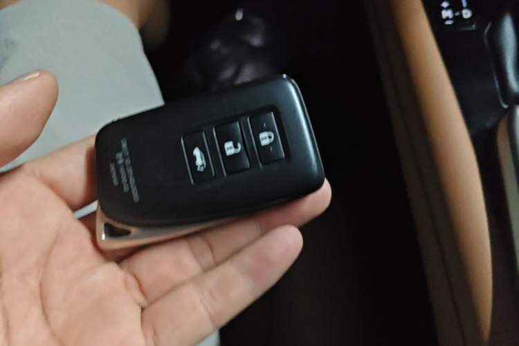 Used Lexus RX 2020 300 4x4 Elegant Edition China VI Vehicle Key