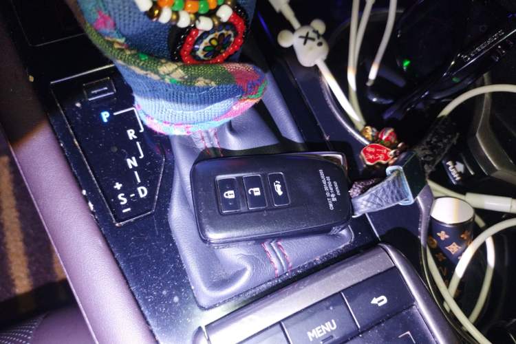 Used Lexus RX 2020 450h Four-Wheel Drive Elegant Edition China VI Standard Vehicle Key