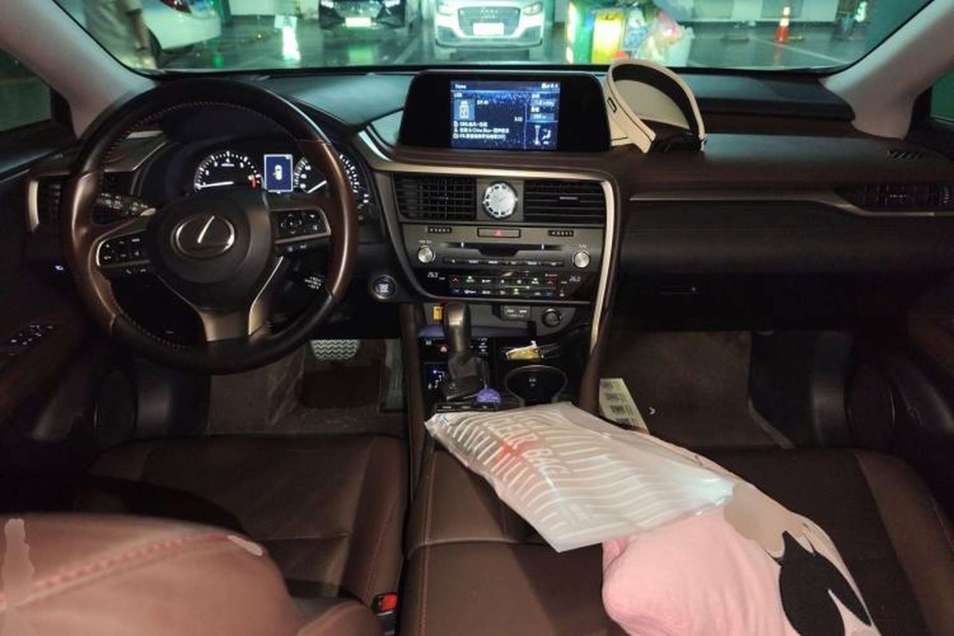 Used Lexus RX 2021 300 4x4 F SPORT Center Console