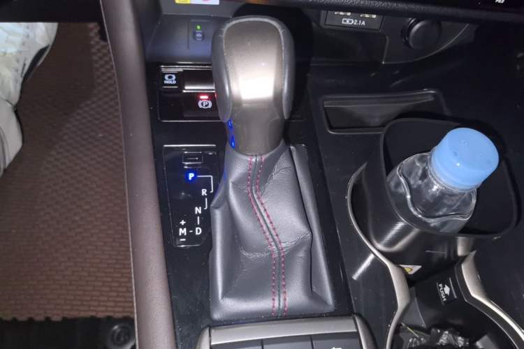 Used Lexus RX 2021 300 4x4 F SPORT Gear Lever