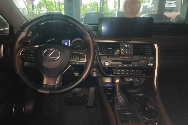Used Lexus RX 2021 300 Four-Wheel Drive Special Edition Center Console