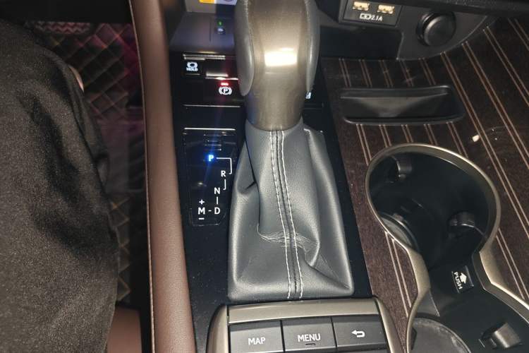 Used Lexus RX 2021 300 Four-Wheel Drive Special Edition Gear Lever