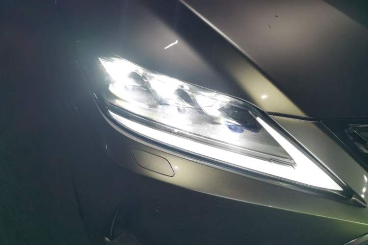 Used Lexus RX 2021 300 Four-Wheel Drive Special Edition Right Front Headlight