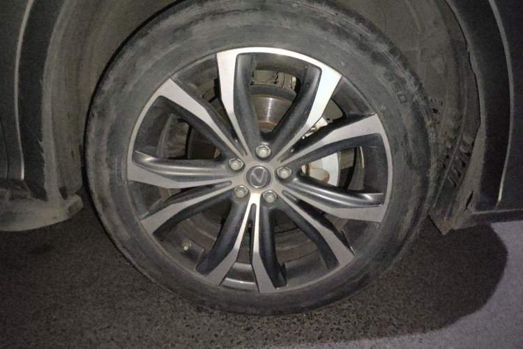 Used Lexus RX 2021 300 Four-Wheel Drive Special Edition Right Front Wheel Hub