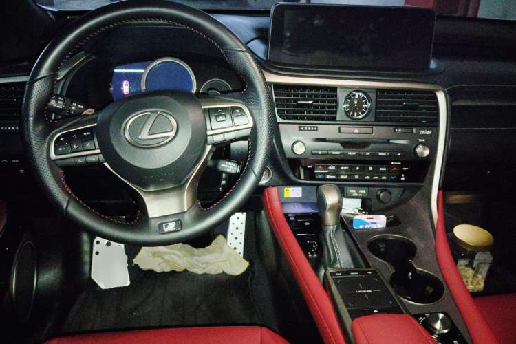 Used Lexus RX 2021 300 4x4 F SPORT Center Console
